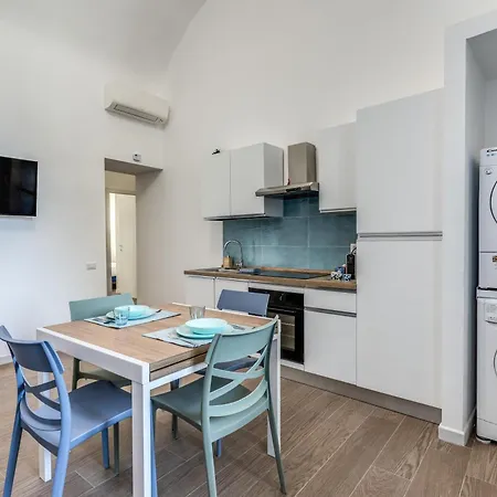 Apartamento Domus Alessandro *