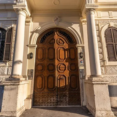 Apartamento Domus Alessandro *