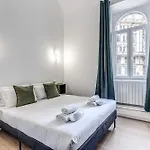 Domus Alessandro 아파트 로마